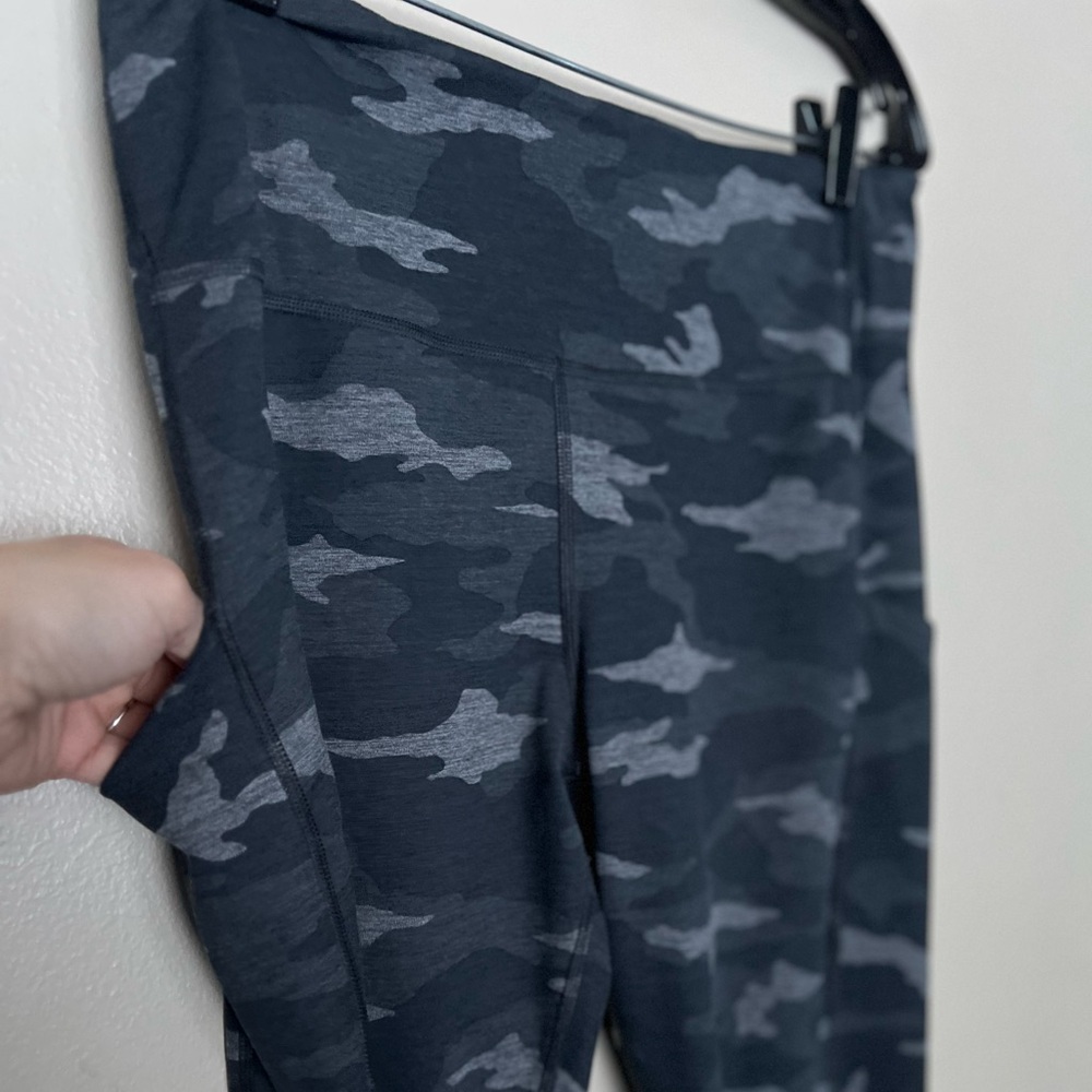 Athleta Women's Black Camouflage Leggings - Picture 3 of 4